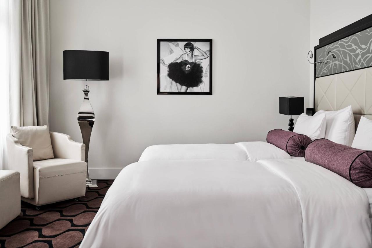 Roomers Steinplatz, Autograph Collection 5*