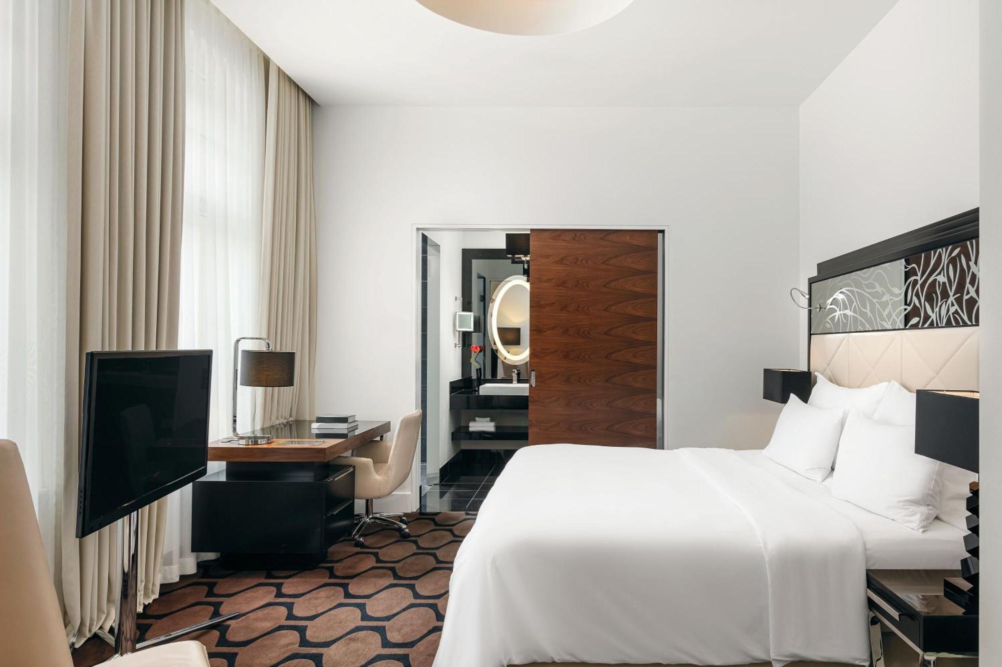 Roomers Steinplatz, Autograph Collection Berlino